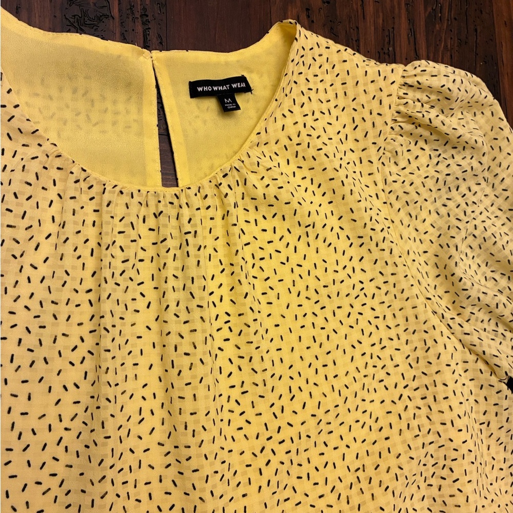 Who What Wear Mini Puff Sleeve Yellow Polka Dot Dress Babydoll Size Medium Cute - Picture 3 of 3